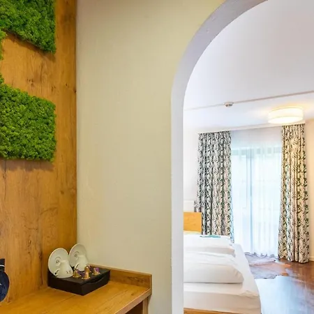 Bergmayr - Chiemgauer Alpenhotel Hotel 3*