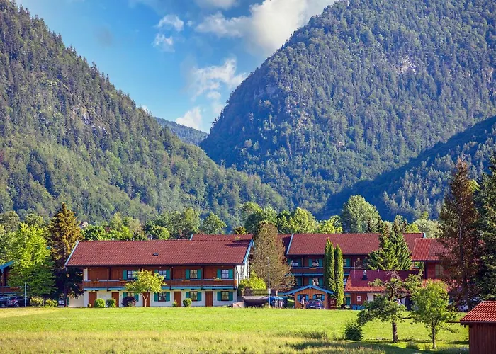 Bergmayr - Chiemgauer Alpenhotel Hotel