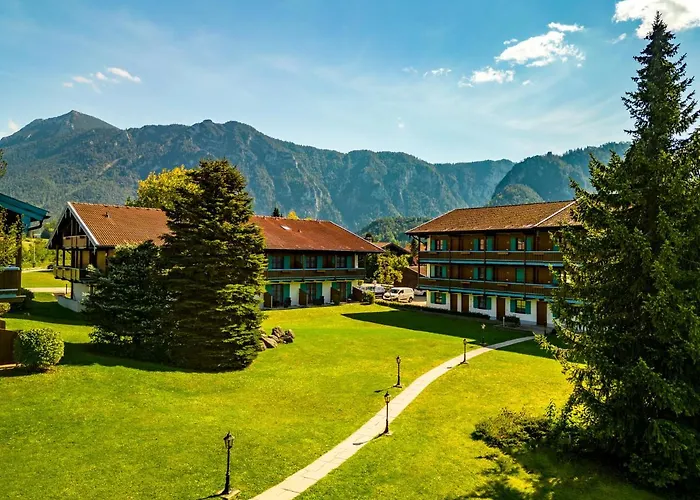 Bergmayr - Chiemgauer Alpenhotel ホテル 3*