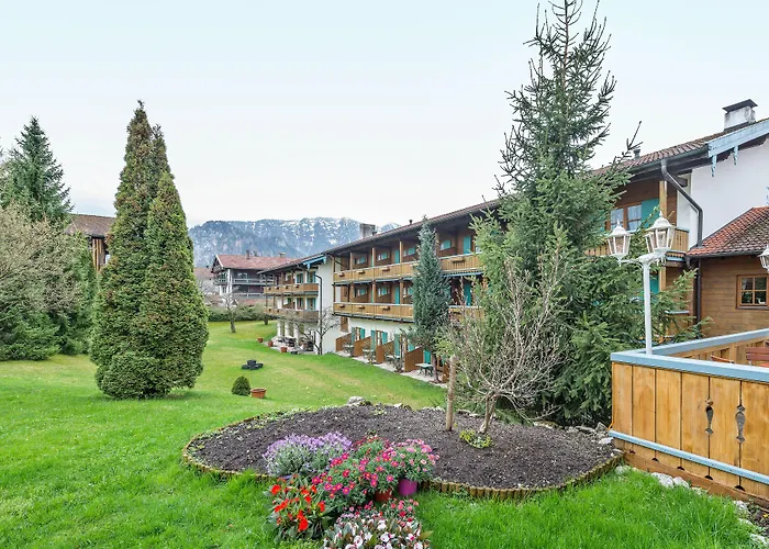 ホテル Bergmayr - Chiemgauer Alpenhotel 3*